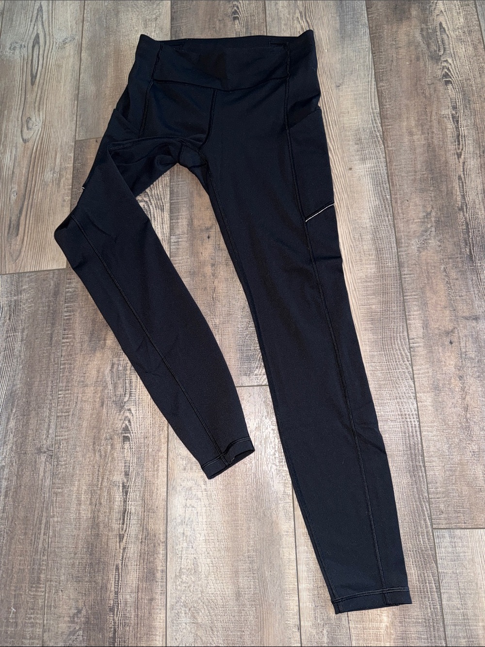 LULULEMON BLACK ATHLETIC YOGA LEGGINGS💖